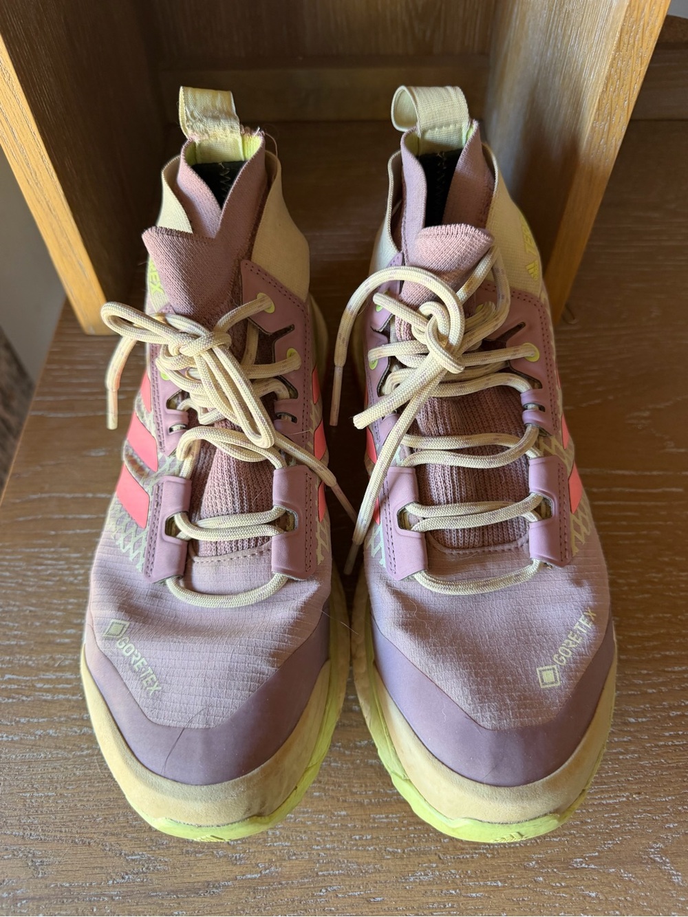 Women’s Trail Sneaker in lavender and Neon green - Lightweight Support